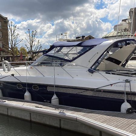 Entire Boat At St Katherine Docks 2 Available Select Using Room Options London Exterior foto