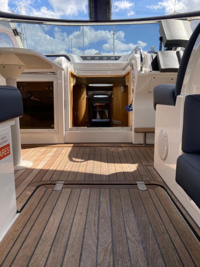 Entire Boat At St Katherine Docks 2 Available Select Using Room Options London Exterior foto