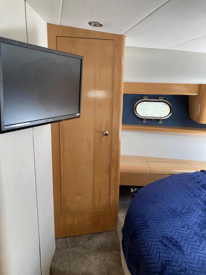 Entire Boat At St Katherine Docks 2 Available Select Using Room Options London Exterior foto