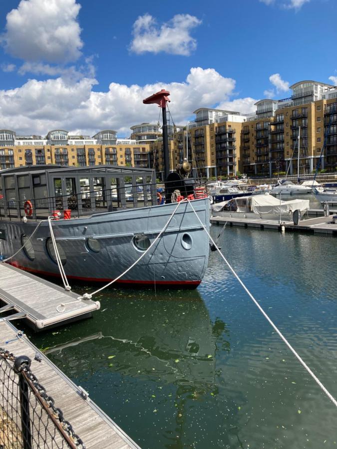 Entire Boat At St Katherine Docks 2 Available Select Using Room Options London Exterior foto