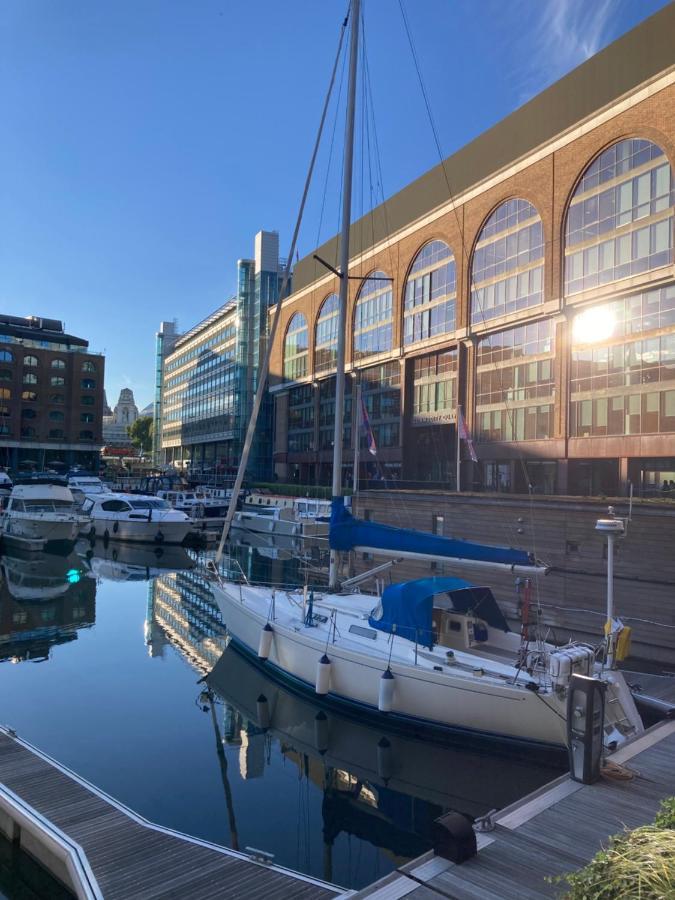 Entire Boat At St Katherine Docks 2 Available Select Using Room Options London Exterior foto